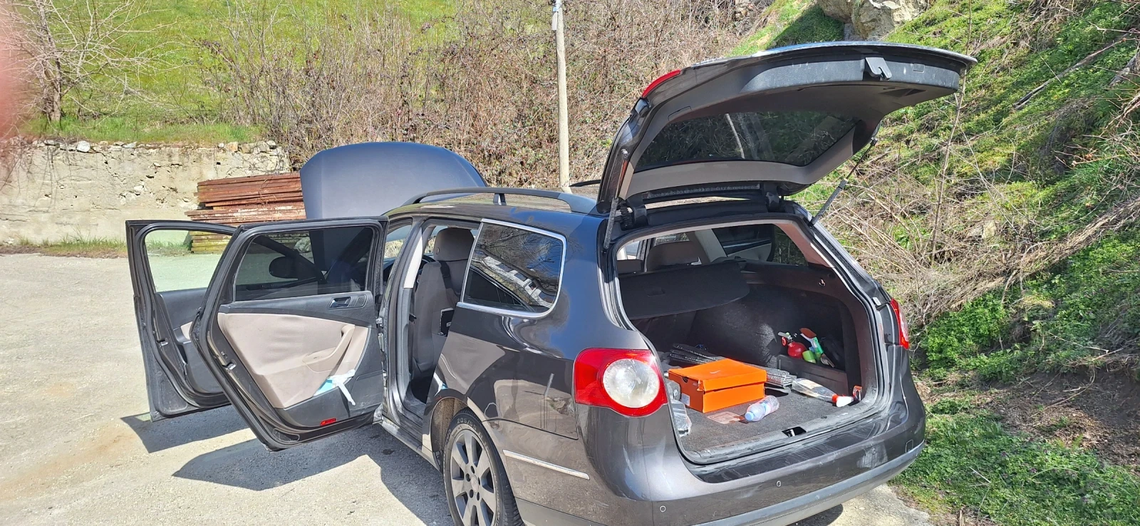 VW Passat 2.0 tdi  комън рейл, снимка 16 - Автомобили и джипове - 54393370