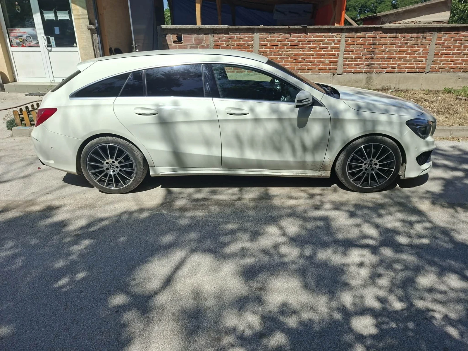 Mercedes-Benz CLA 220, снимка 3 - Автомобили и джипове - 55085588