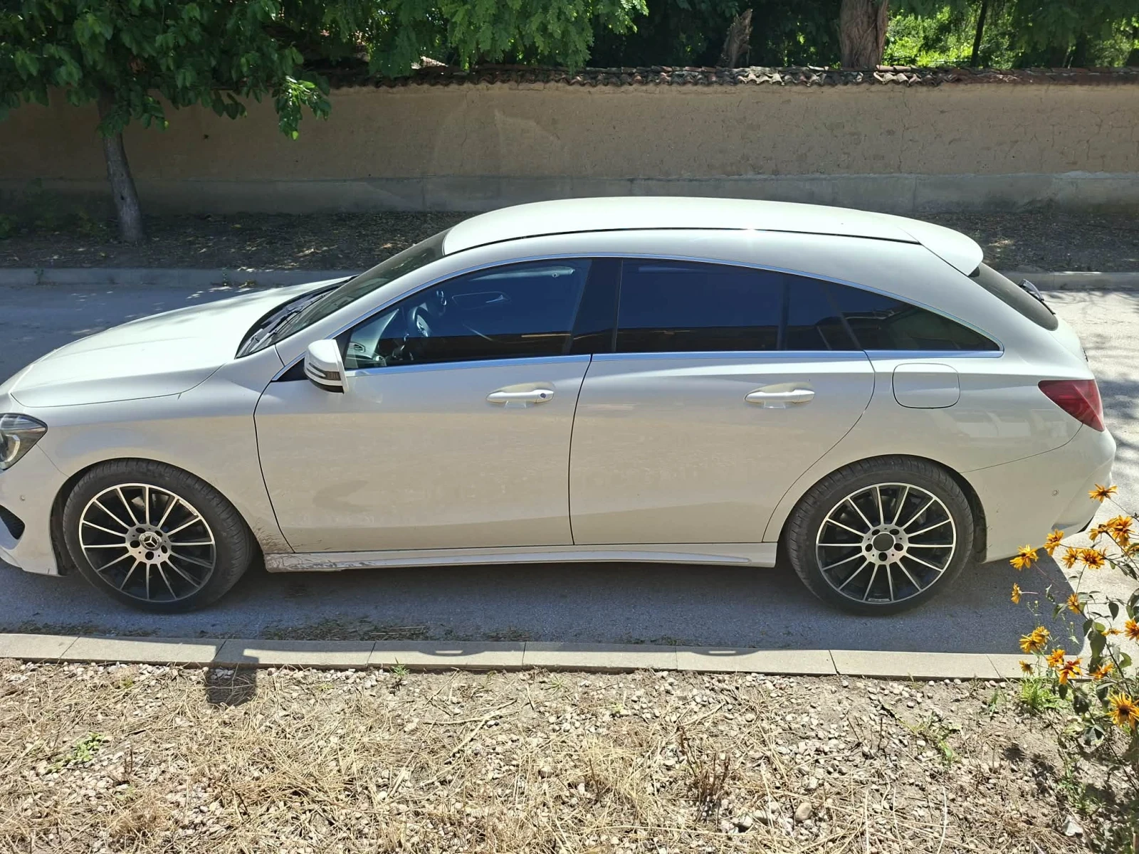 Mercedes-Benz CLA 220, снимка 2 - Автомобили и джипове - 55085588