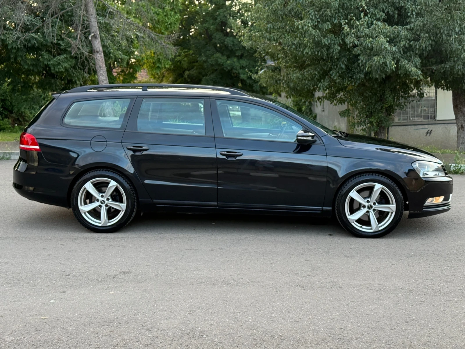 VW Passat VII, снимка 2 - Автомобили и джипове - 55140906