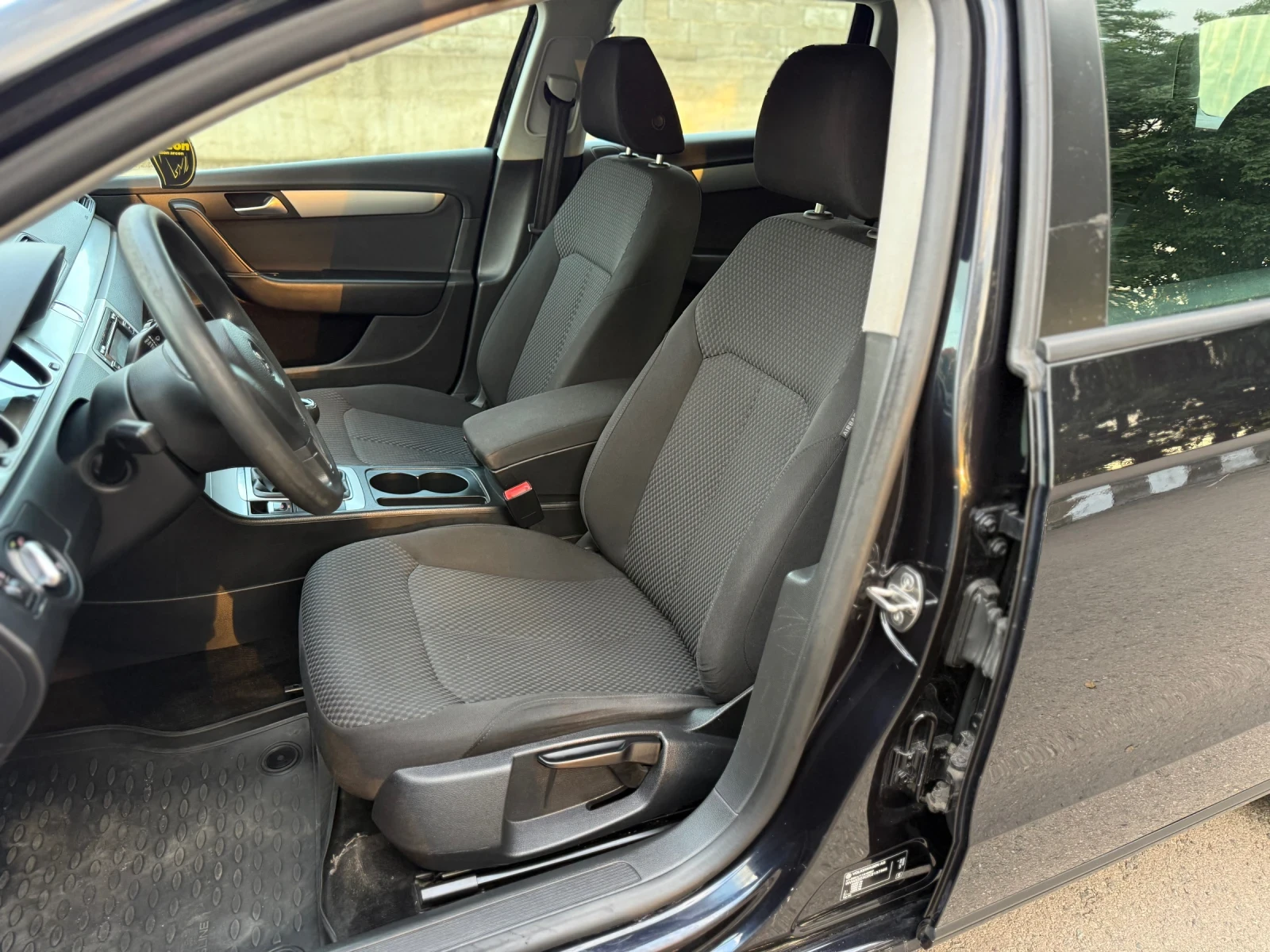 VW Passat VII, снимка 10 - Автомобили и джипове - 55140906