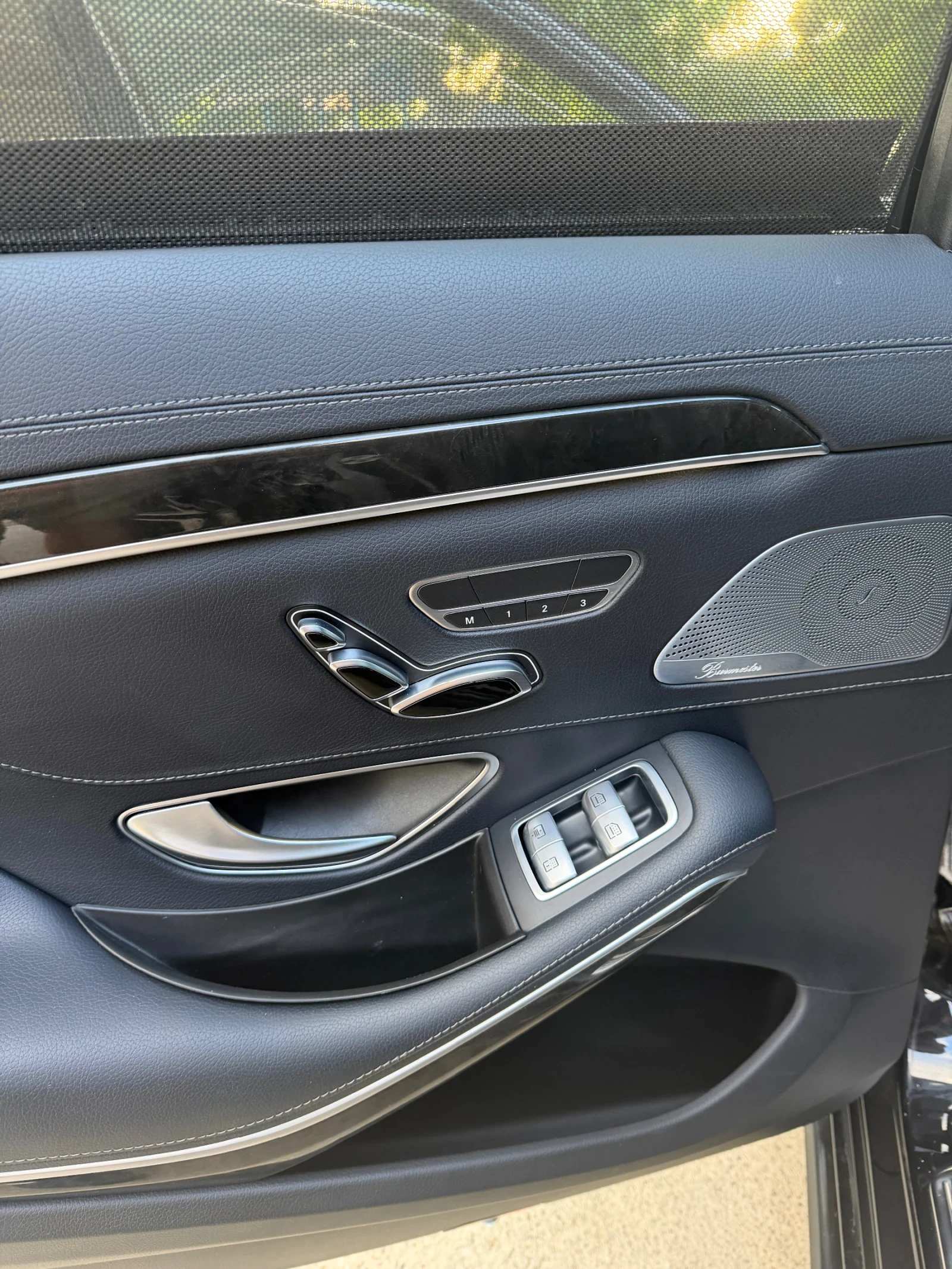 Mercedes-Benz S 550 S65 AMG LONG 4MATIC / DISTRONIC / ПАНОРАМА / 360, снимка 13 - Автомобили и джипове - 55149785