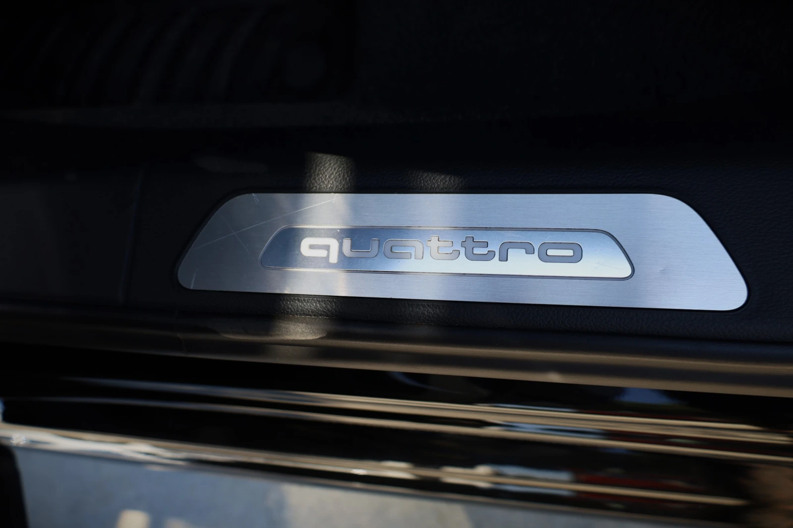 Audi A8 4.2 ДИЗЕЛ, снимка 7 - Автомобили и джипове - 55362763
