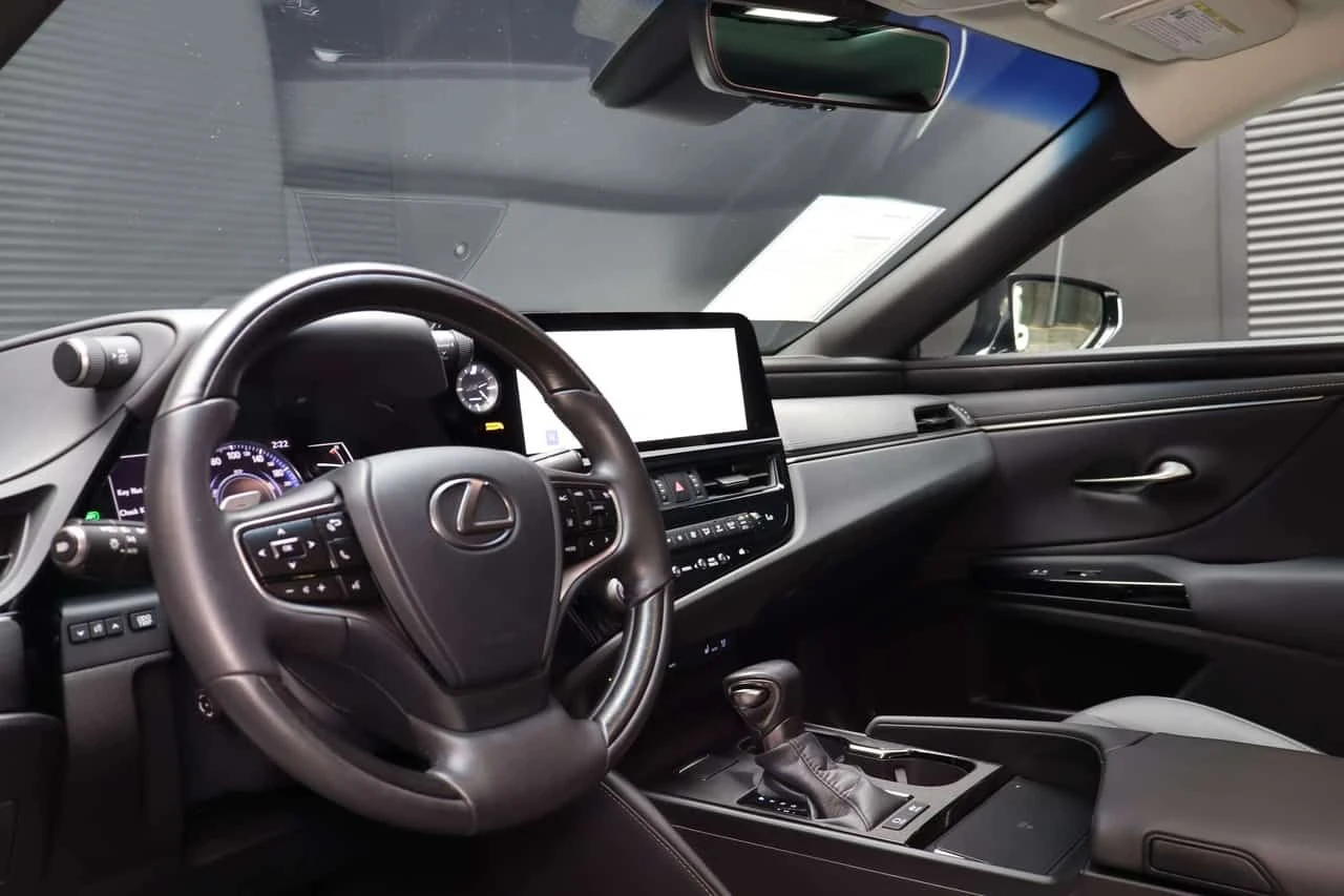 Lexus ES 300H * F SPORT DESIGN * CARFAX * , снимка 13 - Автомобили и джипове - 55543641