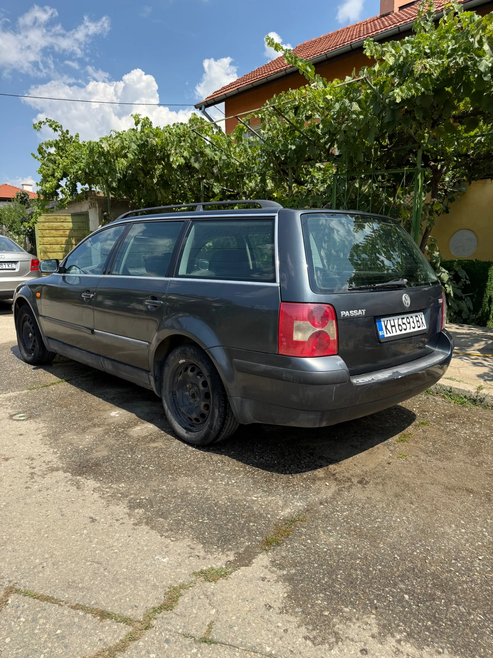 VW Passat B5 1.9 TDI, снимка 3 - Автомобили и джипове - 55597258