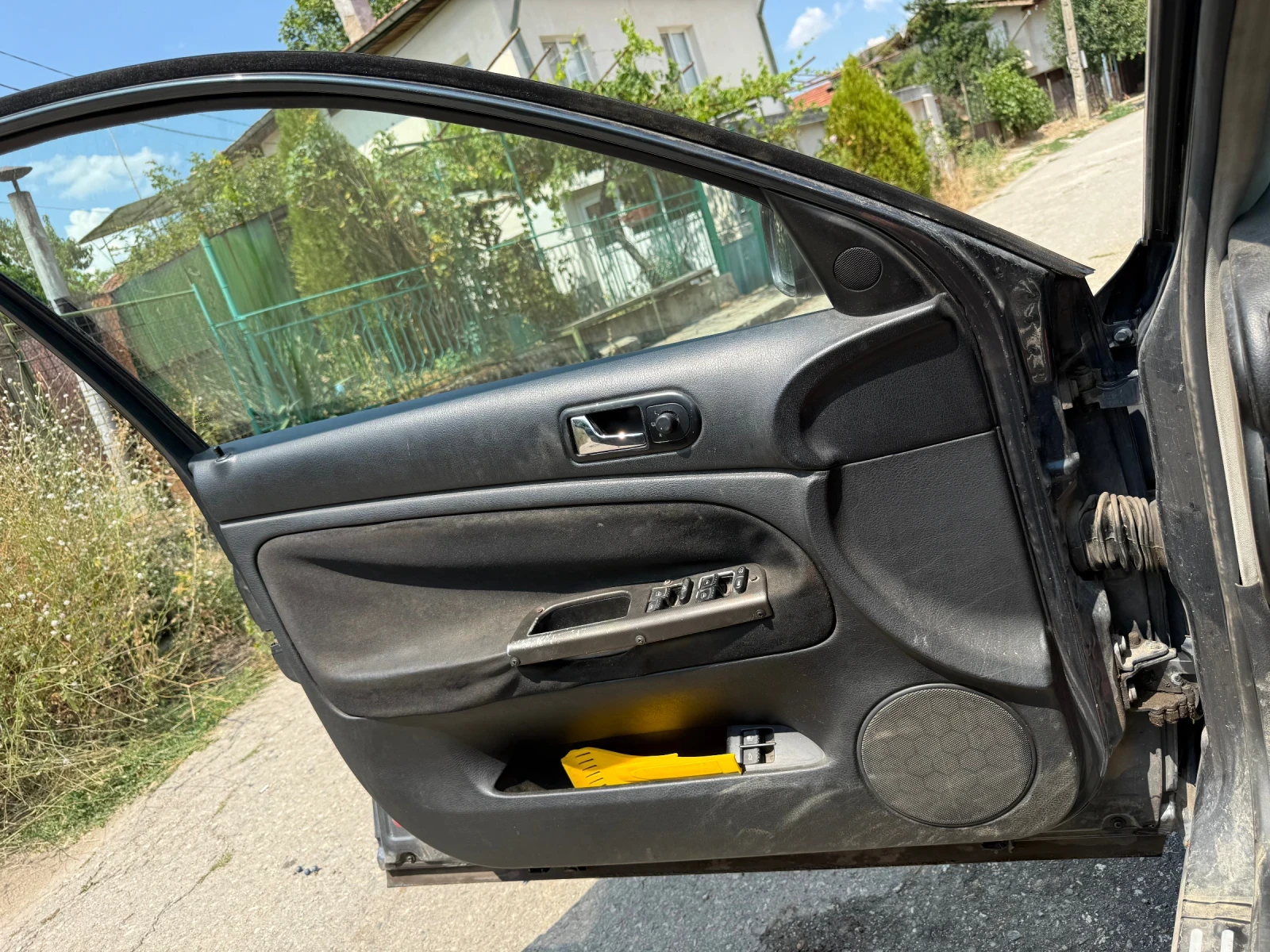 VW Passat B5 1.9 TDI, снимка 12 - Автомобили и джипове - 55597258