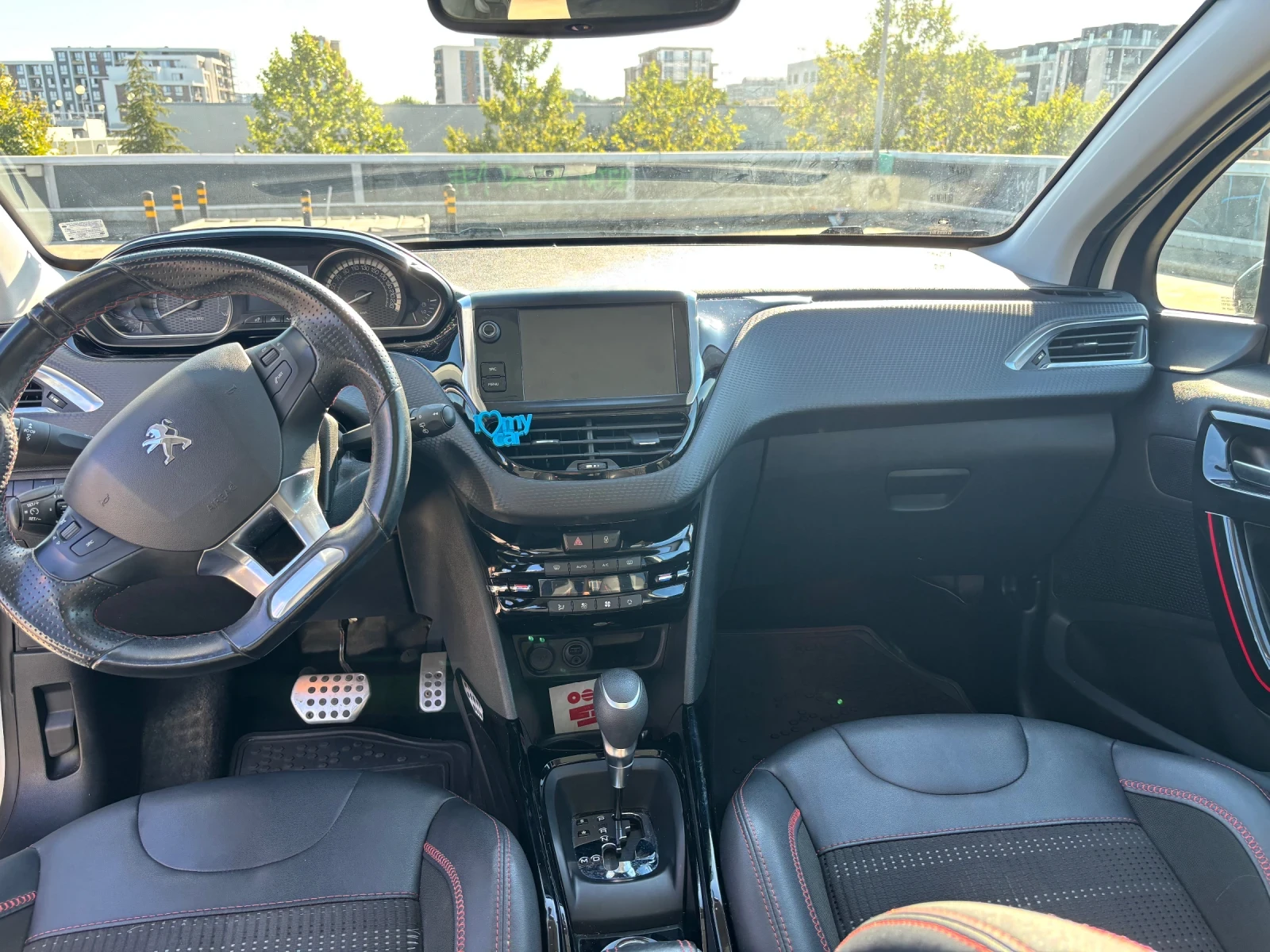 Peugeot 2008, снимка 14 - Автомобили и джипове - 55777071