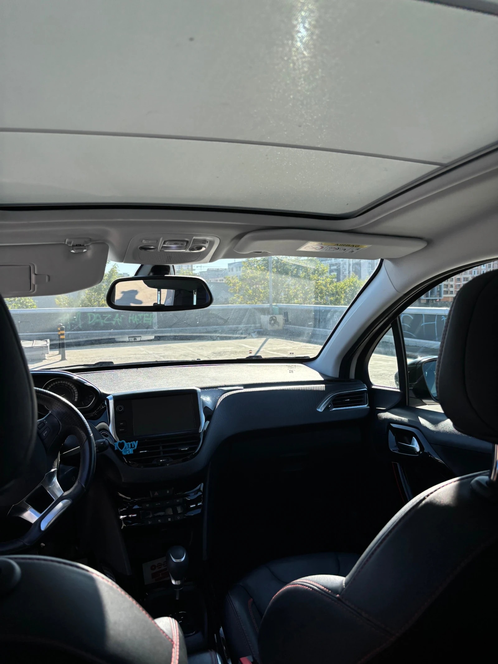 Peugeot 2008, снимка 12 - Автомобили и джипове - 55777071