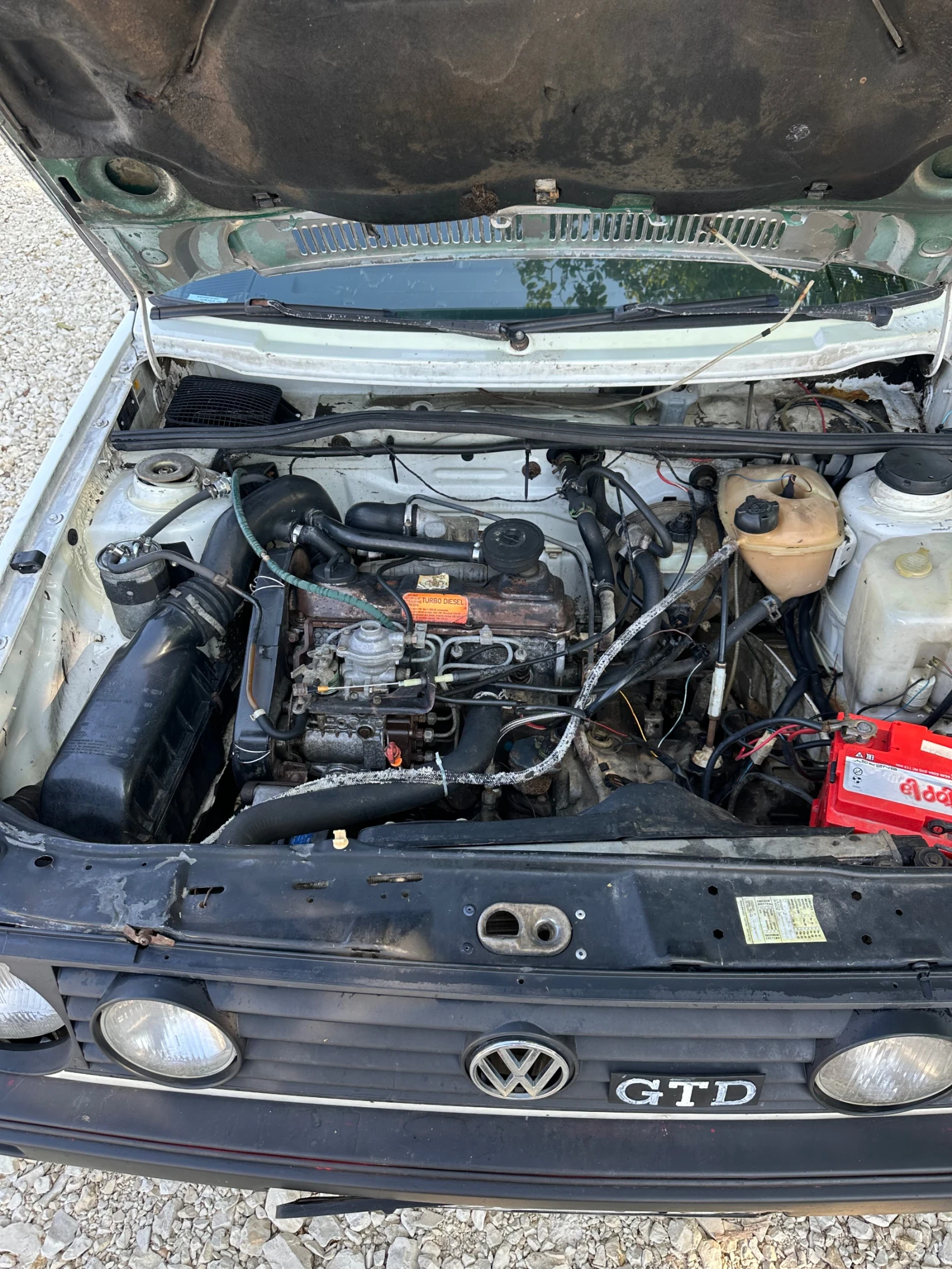 VW Golf 1.6TD , снимка 11 - Автомобили и джипове - 56074632