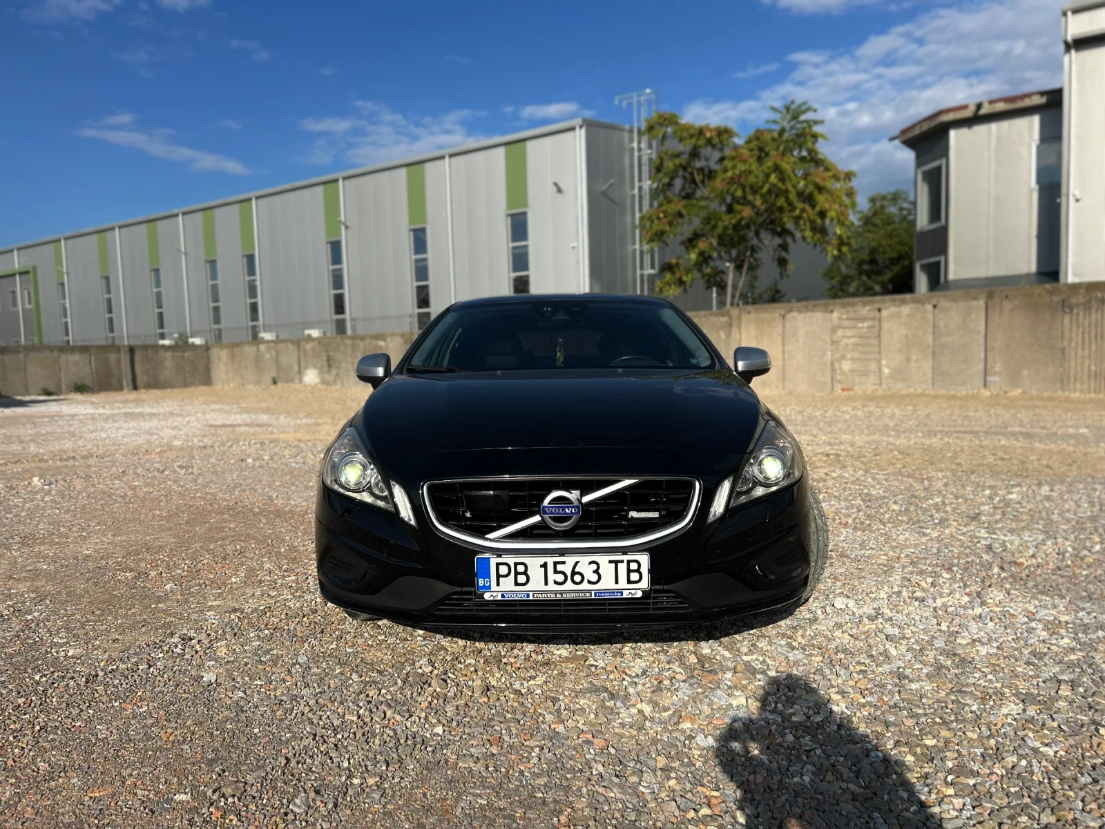 Volvo V60 Volvo V60 D5 2.4 R-Design | 215 к.с. | Automatic, снимка 7 - Автомобили и джипове - 56108271