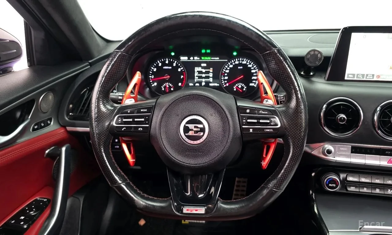 Kia Stinger 3.3 Turbo AWD | АВТОФИНАНСИРАНЕ, снимка 13 - Автомобили и джипове - 56122344