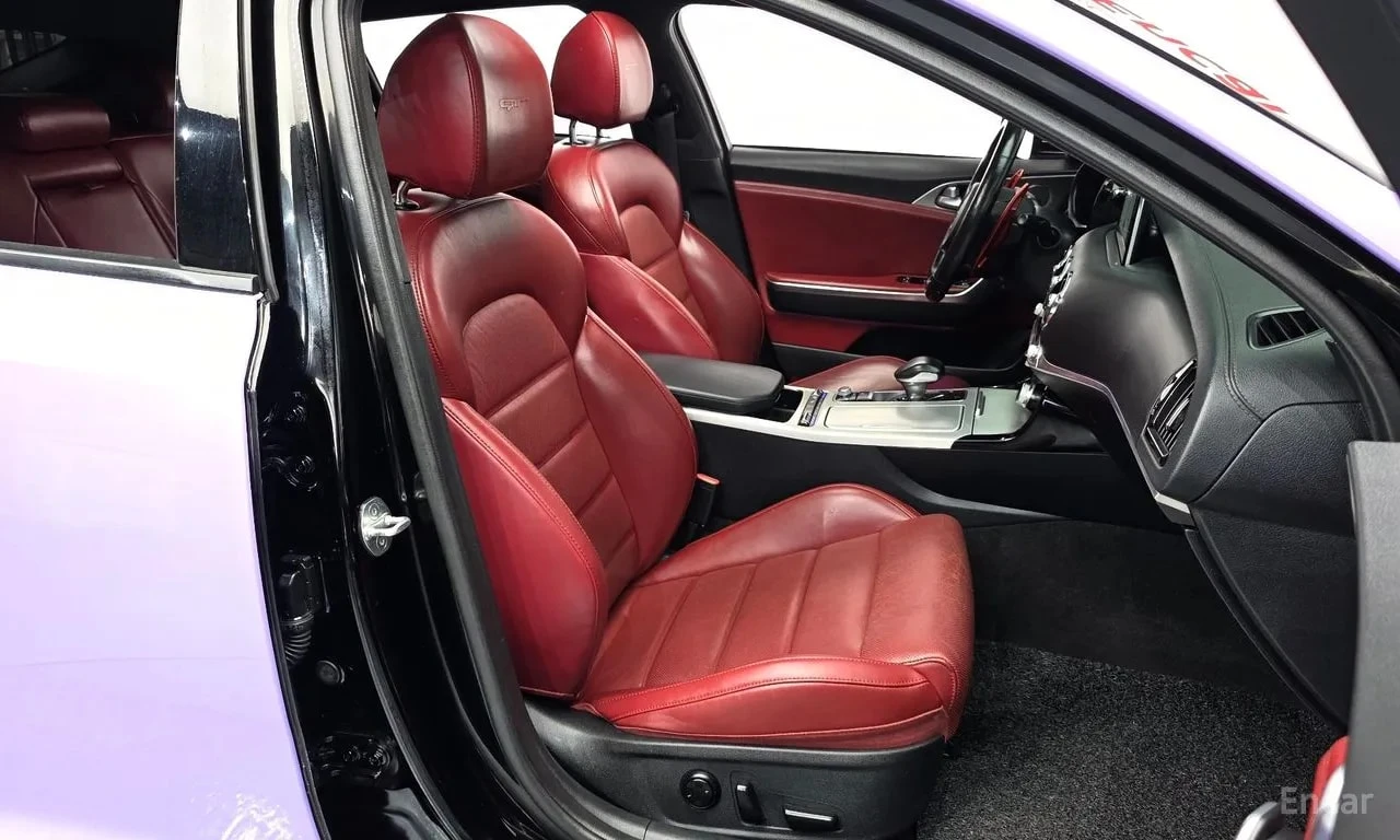 Kia Stinger 3.3 Turbo AWD | АВТОФИНАНСИРАНЕ, снимка 11 - Автомобили и джипове - 56122344
