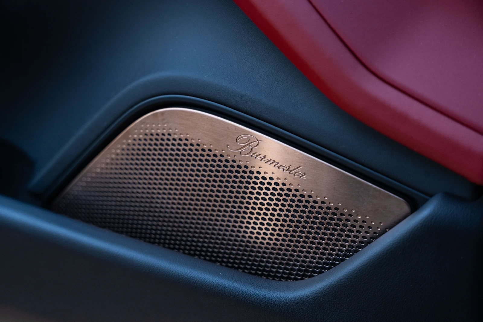 Porsche Taycan Turbo s Porsche approved ����� �������� �������� | Mobile.bg � ����������� 16