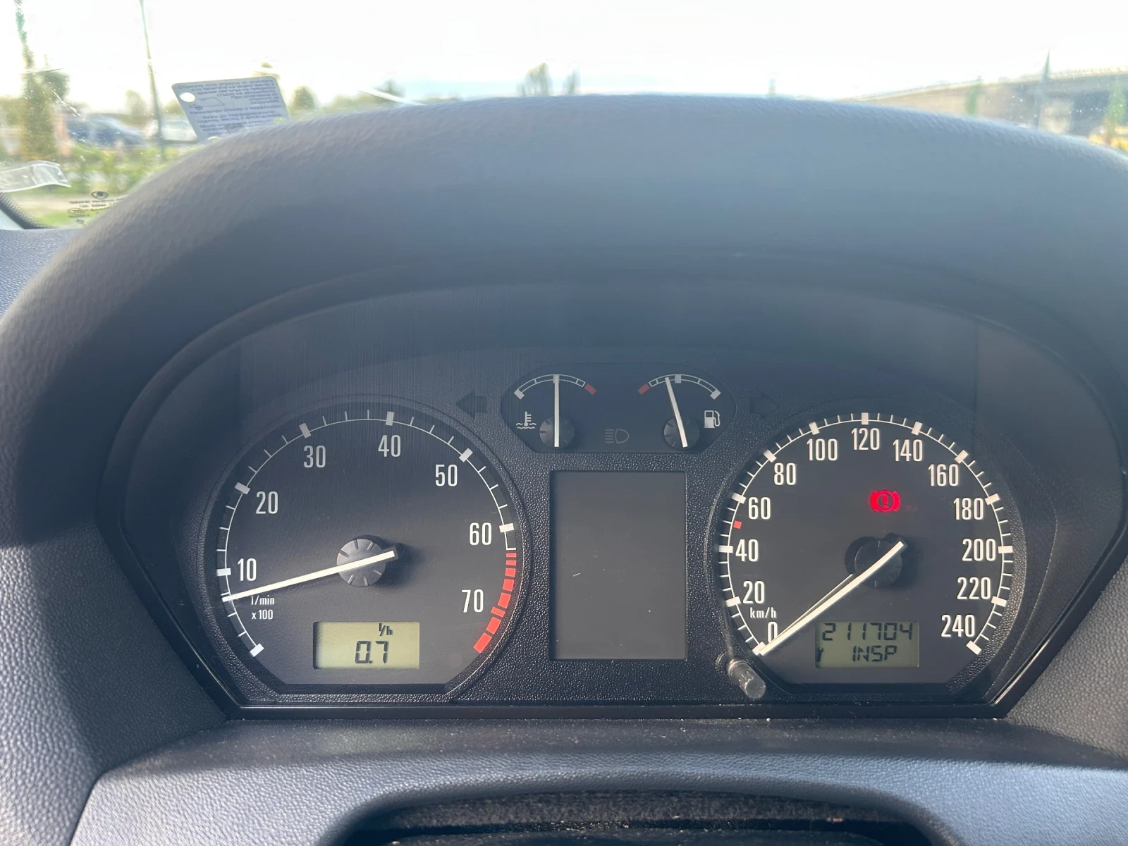 Skoda Fabia 1.4, 16V, 101 к.с., снимка 9 - Автомобили и джипове - 56247679