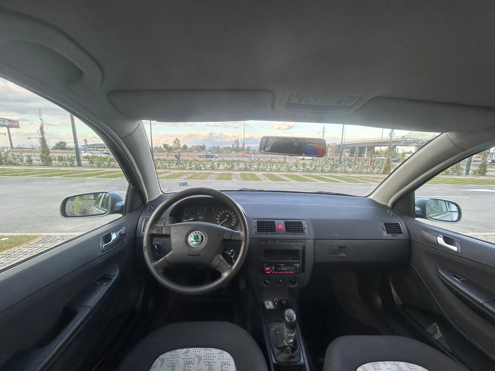 Skoda Fabia 1.4, 16V, 101 к.с., снимка 8 - Автомобили и джипове - 56247679