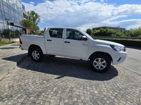 Toyota Hilux 2.4D 4X4 72 000 KM, снимка 4