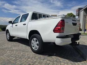 Toyota Hilux 2.4D 4X4 72 000 KM, снимка 7