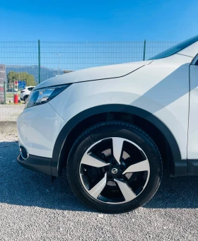 Nissan Qashqai 1.6 dci* EURO6* Панорама* Камера 360* Сервиз истор, снимка 16