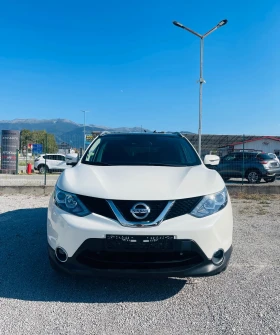 Nissan Qashqai 1.6 dci* EURO6* Панорама* Камера 360* Сервиз истор, снимка 2