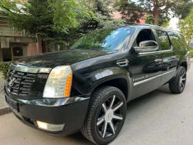     Cadillac Escalade 6.2i PREMIUM/FACELIFT/LCD/PODGREV/KOJA/FULL/UNIKAT