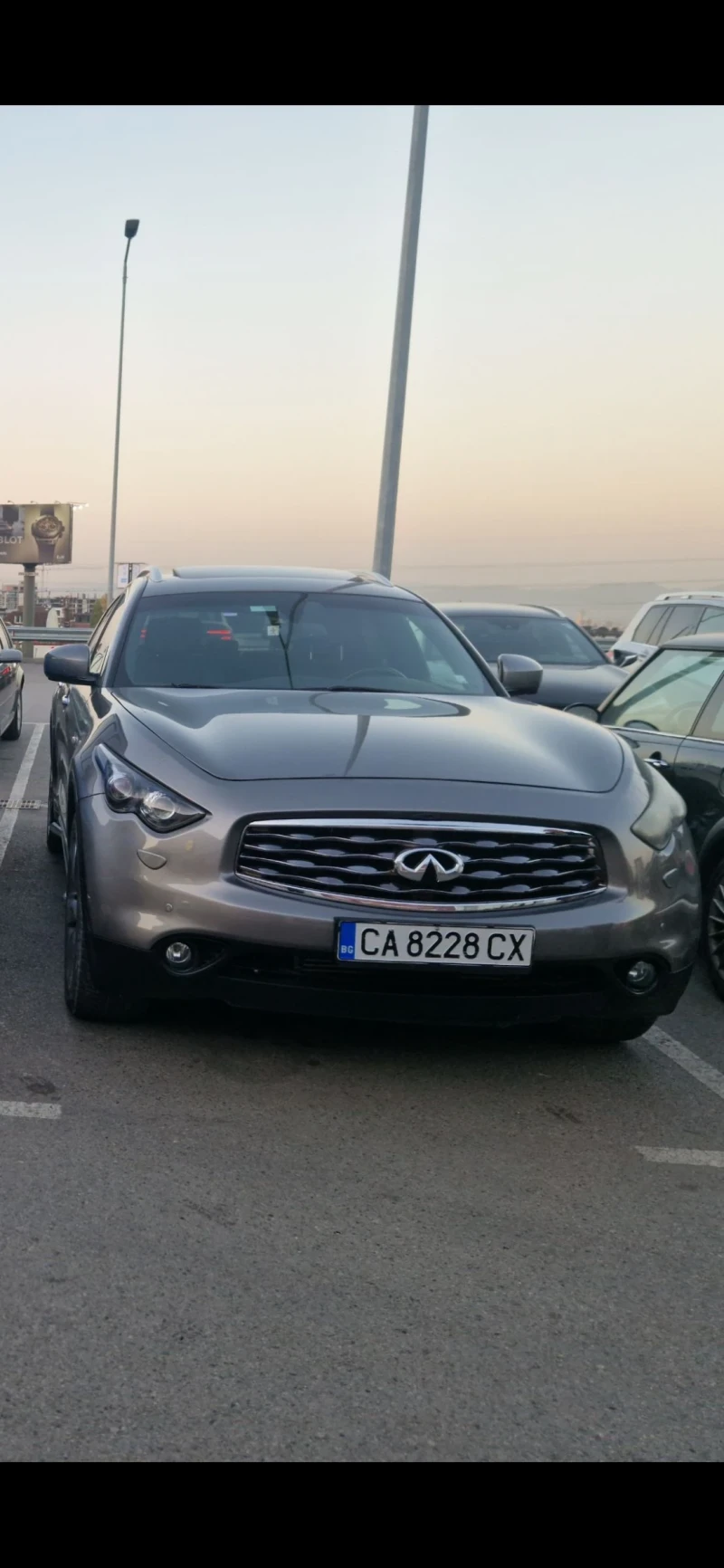 Infiniti Fx 30 S, снимка 1 - Автомобили и джипове - 48084458