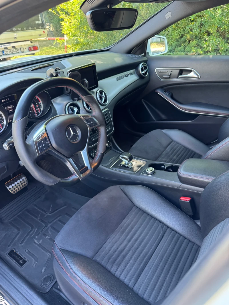 Mercedes-Benz GLA 45 AMG, снимка 8 - Автомобили и джипове - 52427713