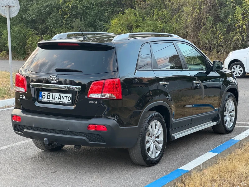 Kia Sorento 2.2CRDi 4x4 Автоматик K-Go, снимка 3 - Автомобили и джипове - 51205795