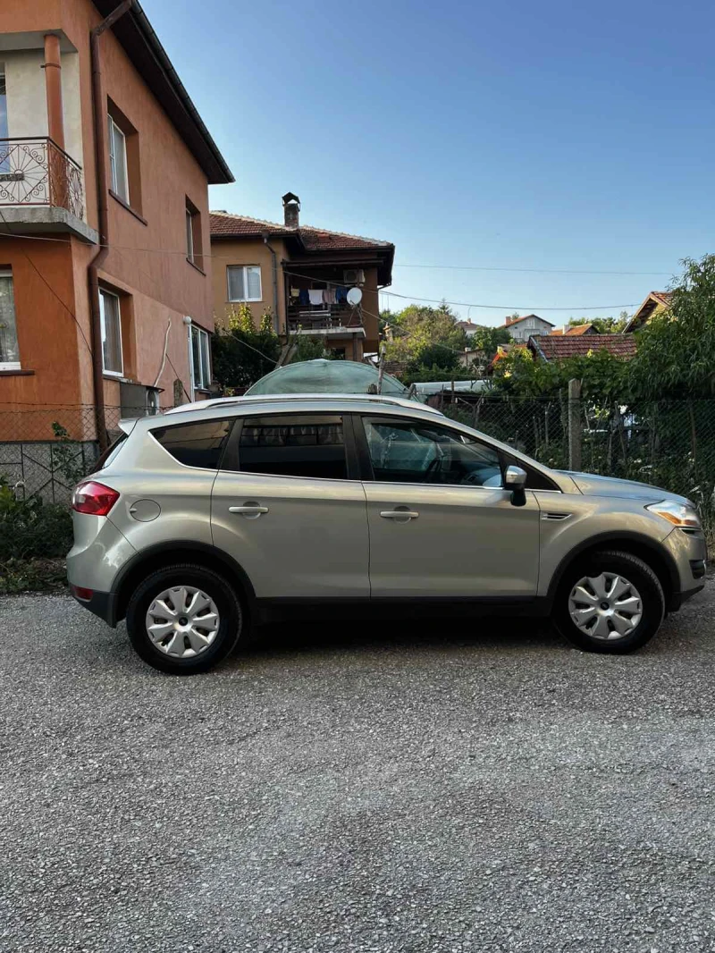 Ford Kuga, снимка 6 - Автомобили и джипове - 52451342