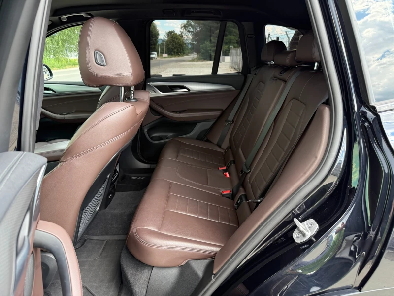 BMW X3 M40D x-Drive/Digital/8ск/Ambient/Собствен лизинг, снимка 10 - Автомобили и джипове - 51896980