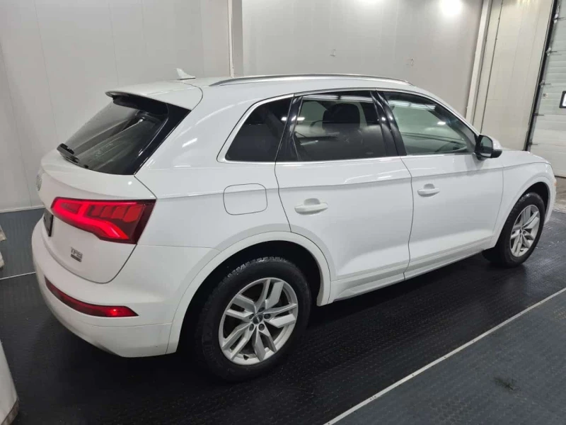Audi Q5 Premium quattro | Keyless | 2 КЛЮЧА | ПОДГРЕВИ | , снимка 3 - Автомобили и джипове - 53580513