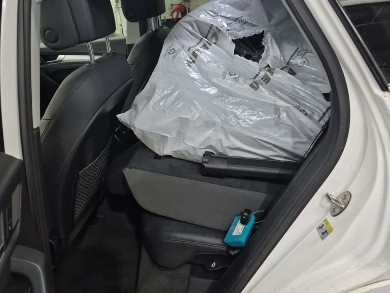 Audi Q5 Premium quattro | Keyless | 2 КЛЮЧА | ПОДГРЕВИ | , снимка 12 - Автомобили и джипове - 53580513