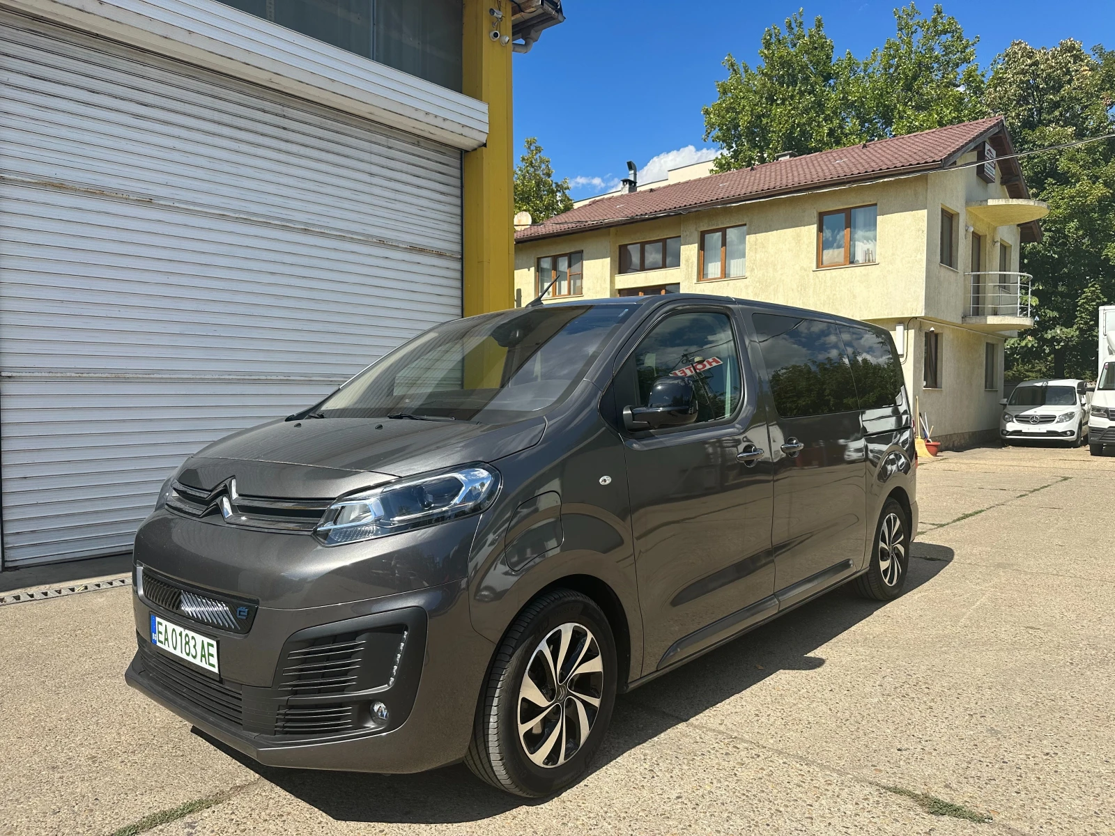 Citroen Spacetourer Luxusbus, 8 местен, снимка 1