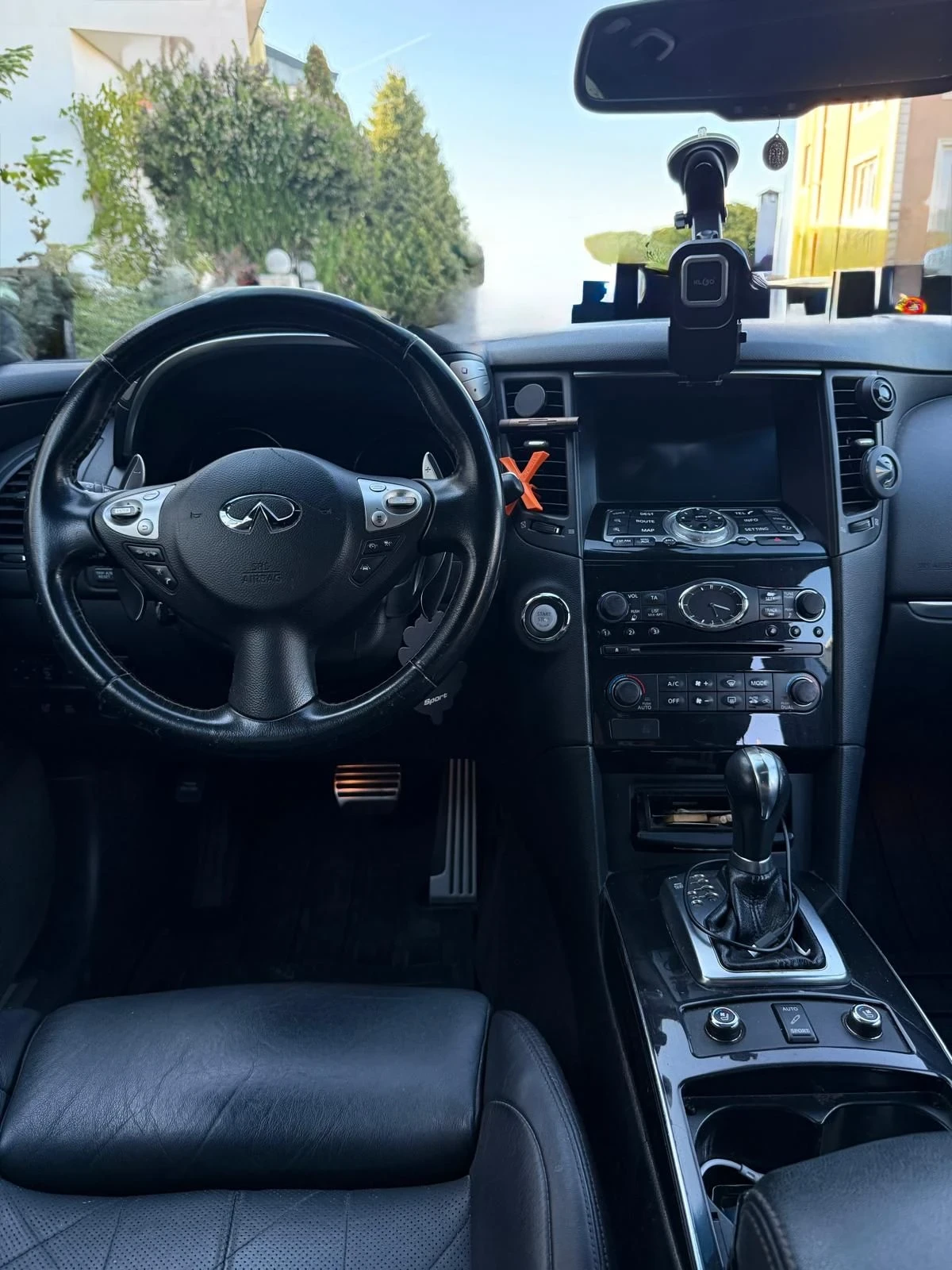 Infiniti Fx 30 S, снимка 8 - Автомобили и джипове - 54877500