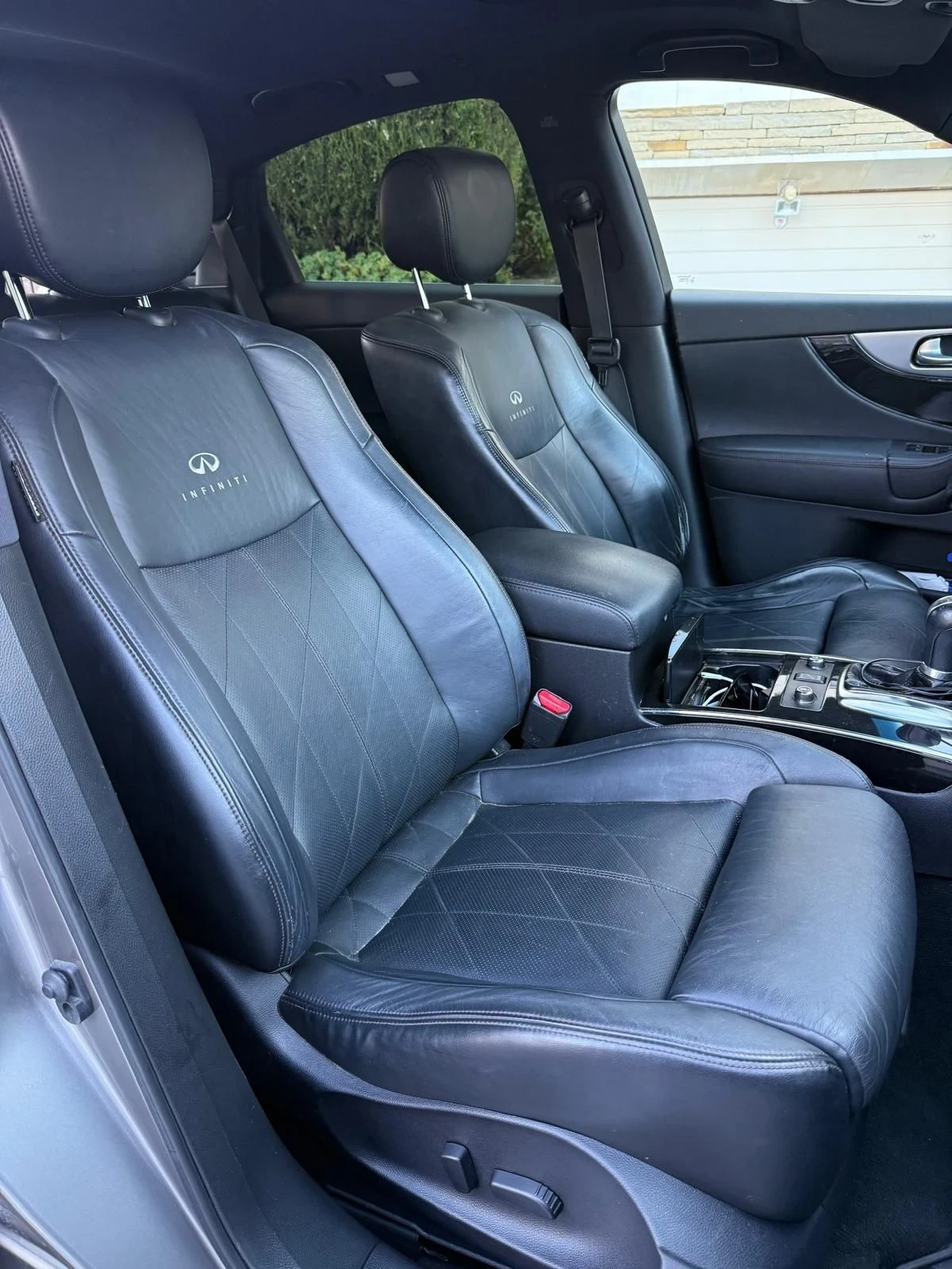 Infiniti Fx 30 S, снимка 13 - Автомобили и джипове - 54877500