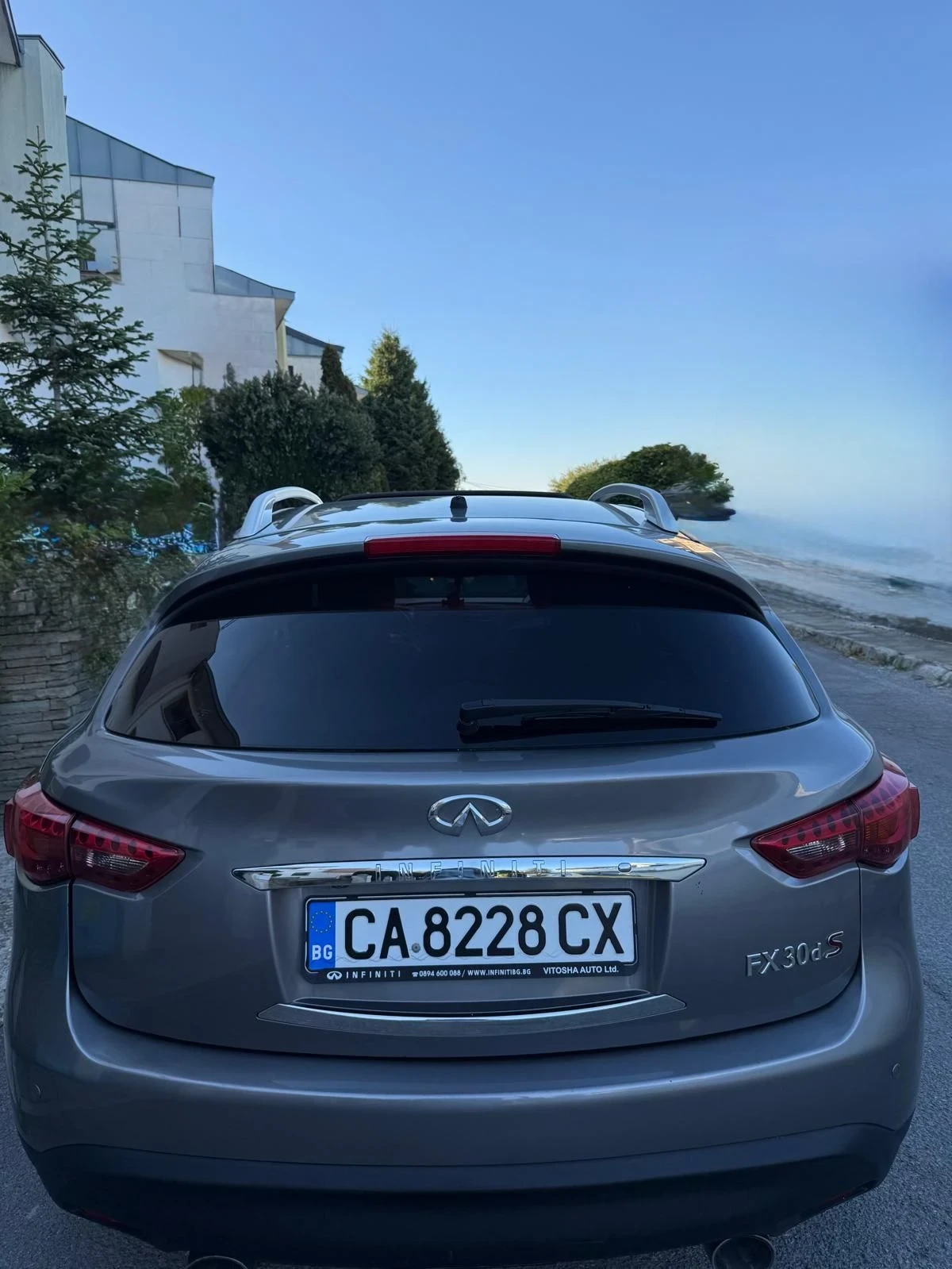 Infiniti Fx 30 S, снимка 6 - Автомобили и джипове - 54877500
