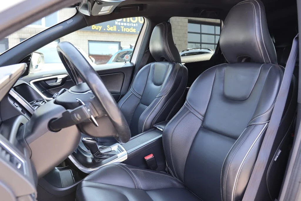 Volvo XC60 T6 R-Design * HeadUp * АвтоКредит * (ЦЕНА ДО БГ) - изображение 10