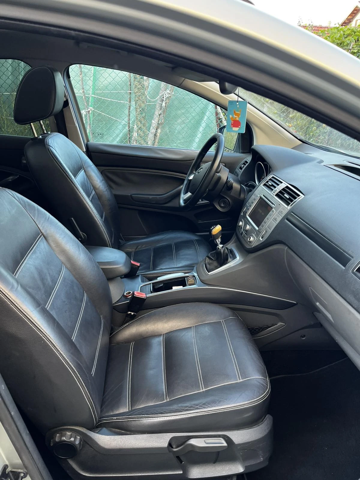 Ford Kuga  - изображение 2