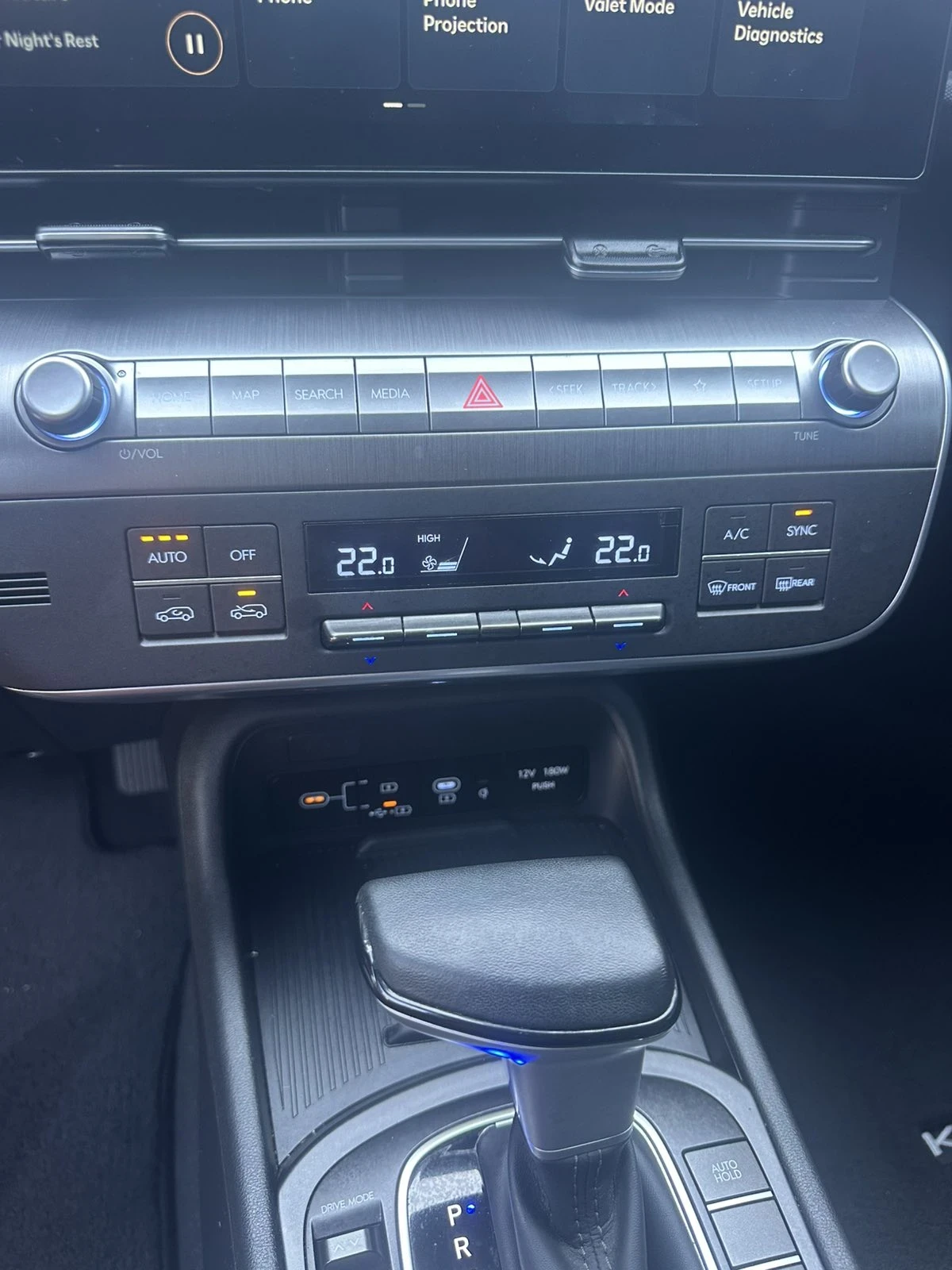 Hyundai Kona 2.0 MPI 4x4 FULL LED LIN E ASIST DISTRONIC 23 500 - изображение 9