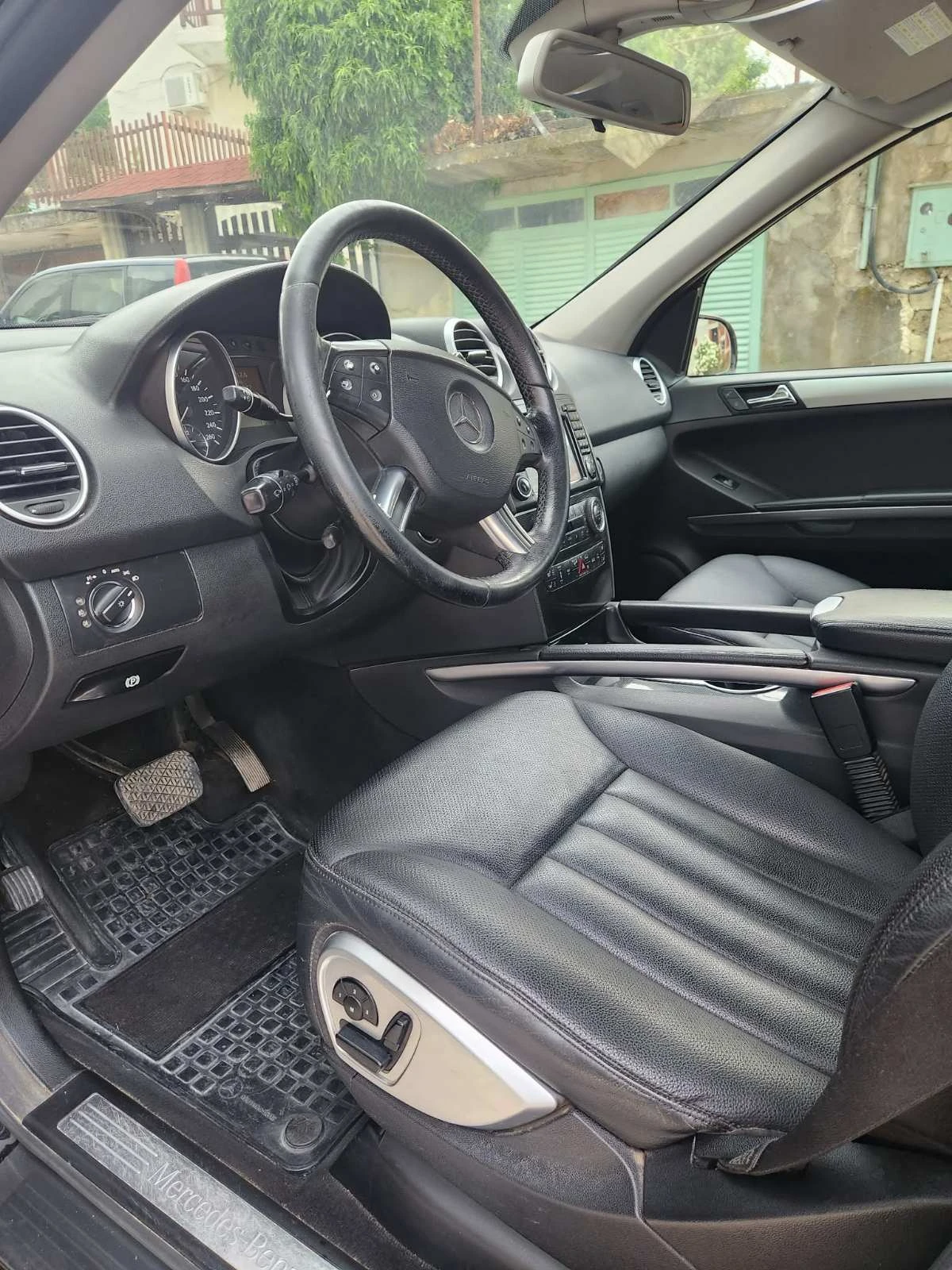 Mercedes-Benz ML 280, снимка 7 - Автомобили и джипове - 54821964