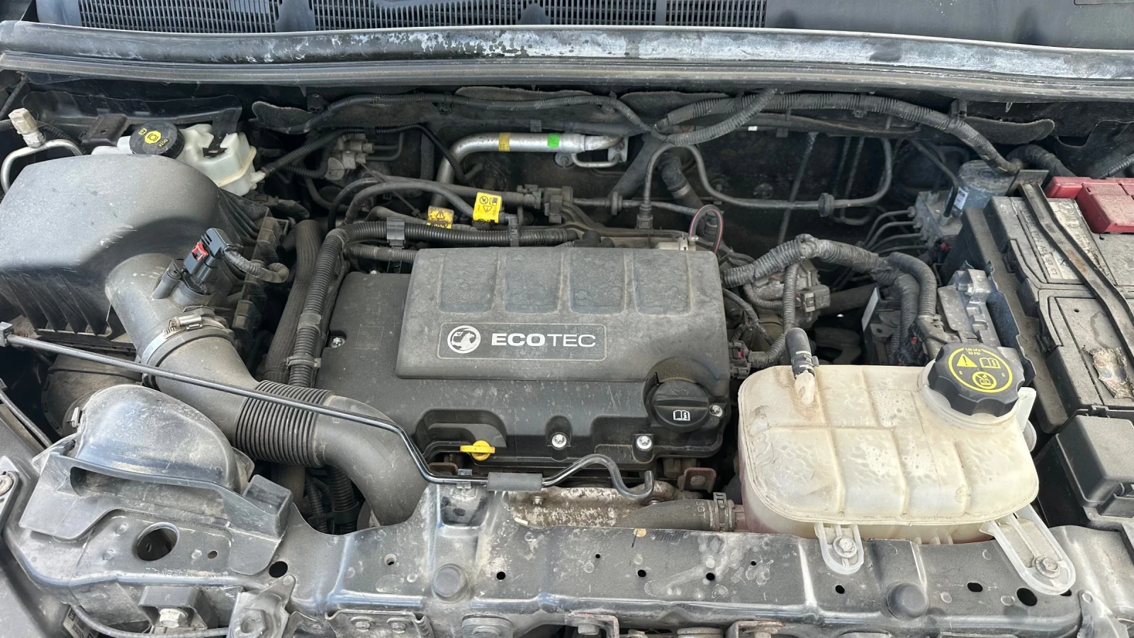 Opel Mokka ДЕСЕН 1.4i Turbo 4x4 БАРТЕР ЛИЗИНГ, снимка 12 - Автомобили и джипове - 54973330