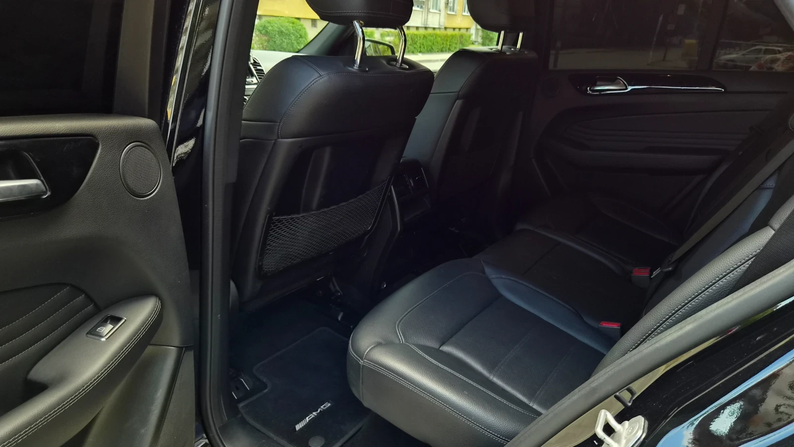 Mercedes-Benz GLE 350 Напълно ОБСЛУЖЕН, снимка 12 - Автомобили и джипове - 55108665