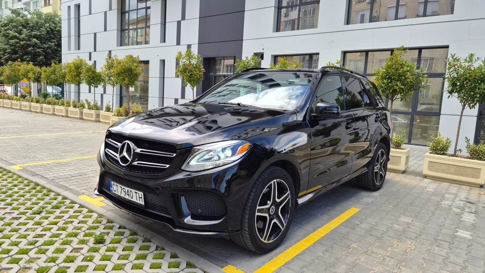 Mercedes-Benz GLE 350 Напълно ОБСЛУЖЕН