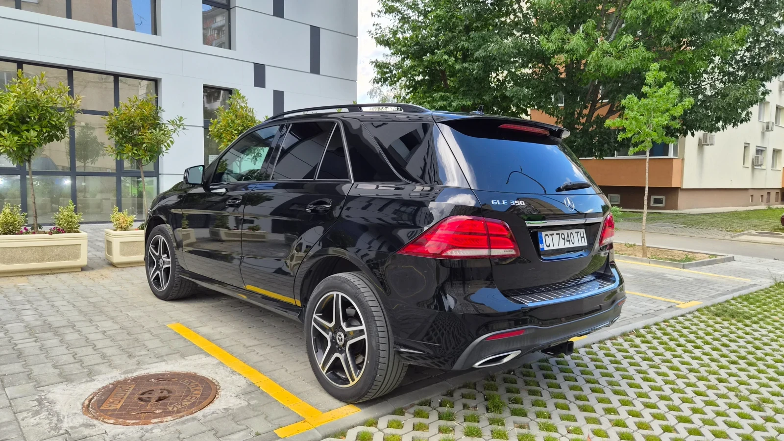 Mercedes-Benz GLE 350 Напълно ОБСЛУЖЕН, снимка 5 - Автомобили и джипове - 55108665