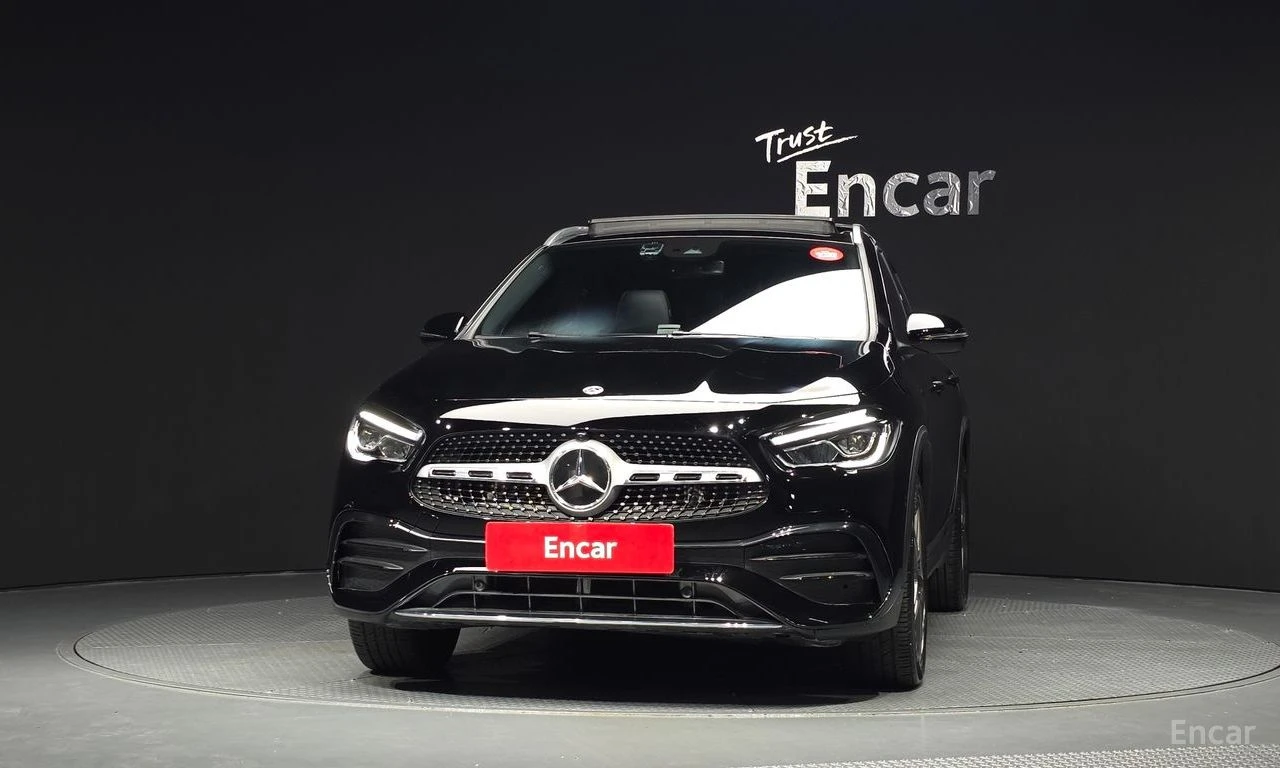 Mercedes-Benz GLA 250 AMG* LINE* 4MATIC* ДИСТРОНИК* LANE* ASSIST* ПАНОРА, снимка 3 - Автомобили и джипове - 55972968