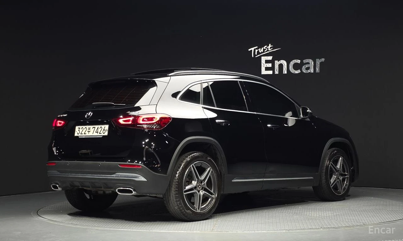 Mercedes-Benz GLA 250 AMG* LINE* 4MATIC* ДИСТРОНИК* LANE* ASSIST* ПАНОРА, снимка 2 - Автомобили и джипове - 55972968