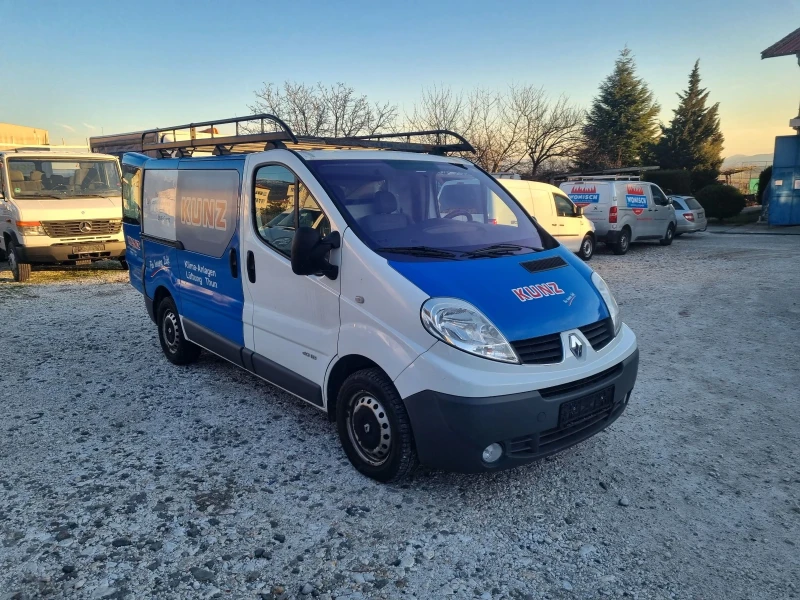 Renault Trafic товарен, снимка 2 - Бусове и автобуси - 48669710