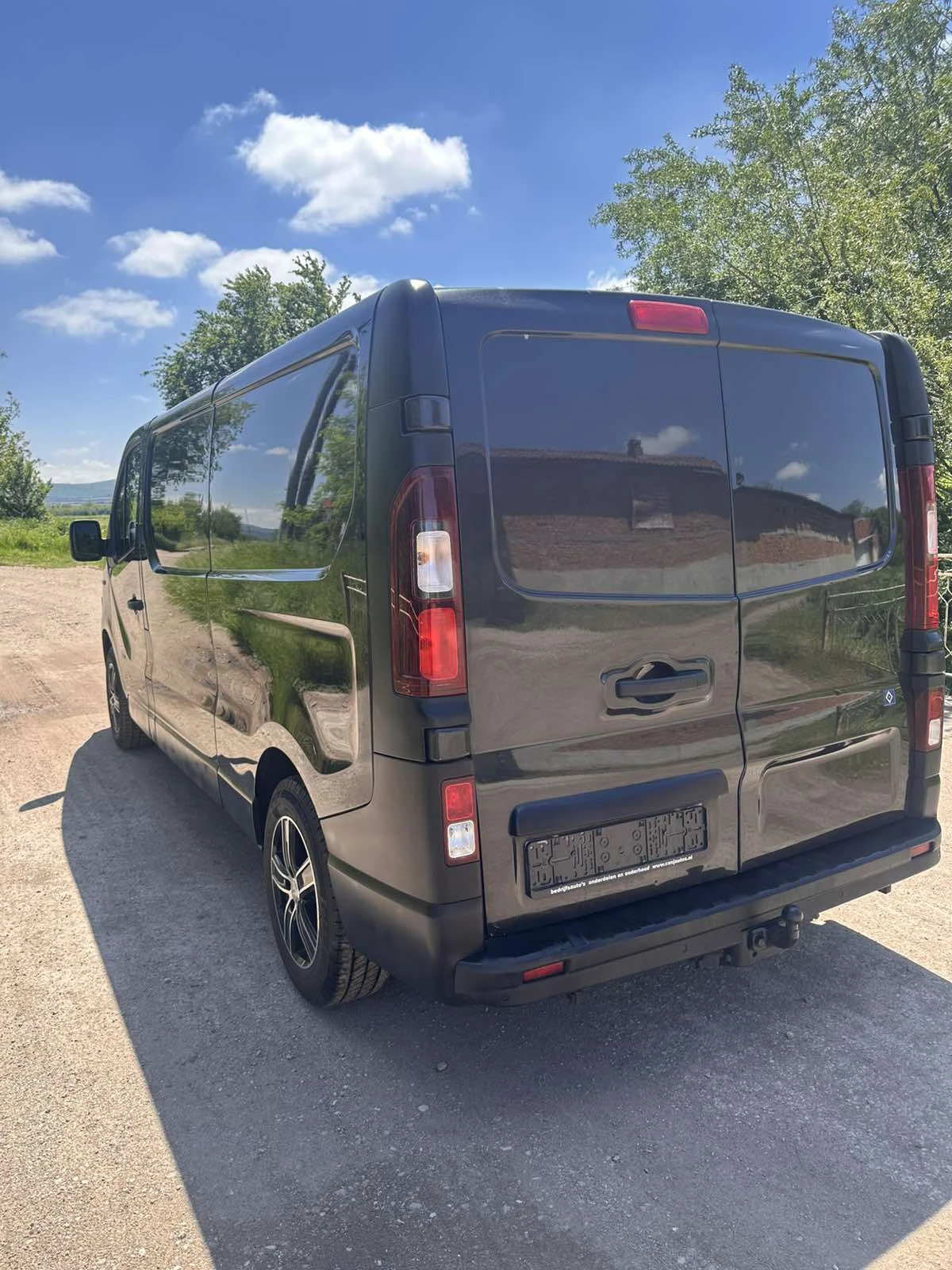 Opel Vivaro  F7 1.6 * LONG* 2016, снимка 4 - Бусове и автобуси - 54613689