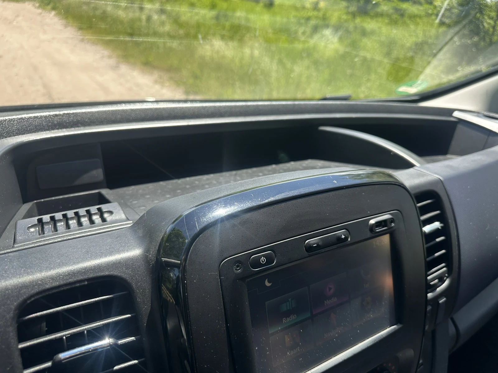 Opel Vivaro  F7 1.6 * LONG* 2016, снимка 15 - Бусове и автобуси - 54613689