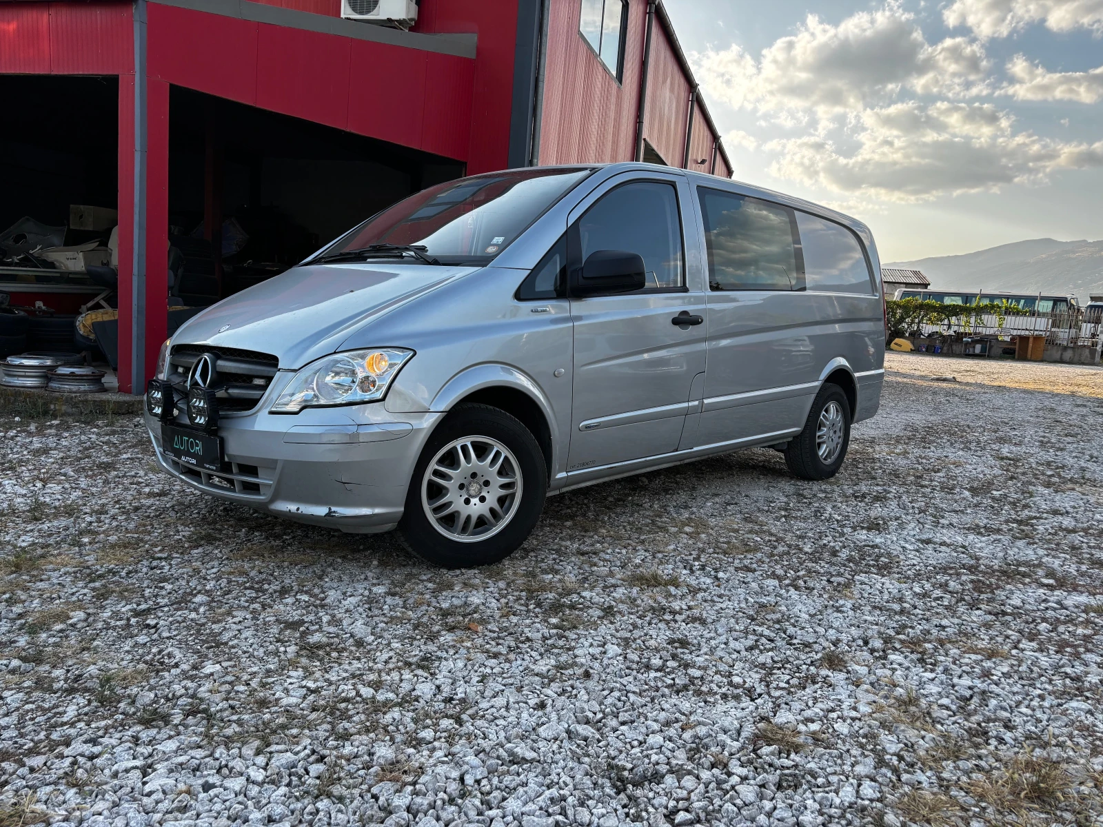 Mercedes-Benz Vito 5+ 1 КЛИМА АВТОМАТ