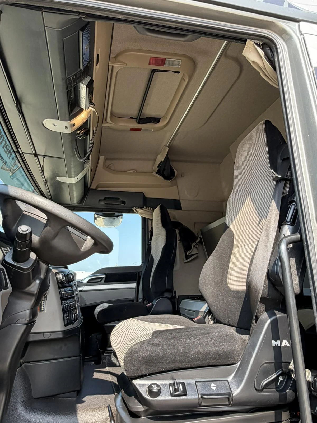 Man Tgx 18.580 ПОМПА, снимка 9 - Камиони - 55835684